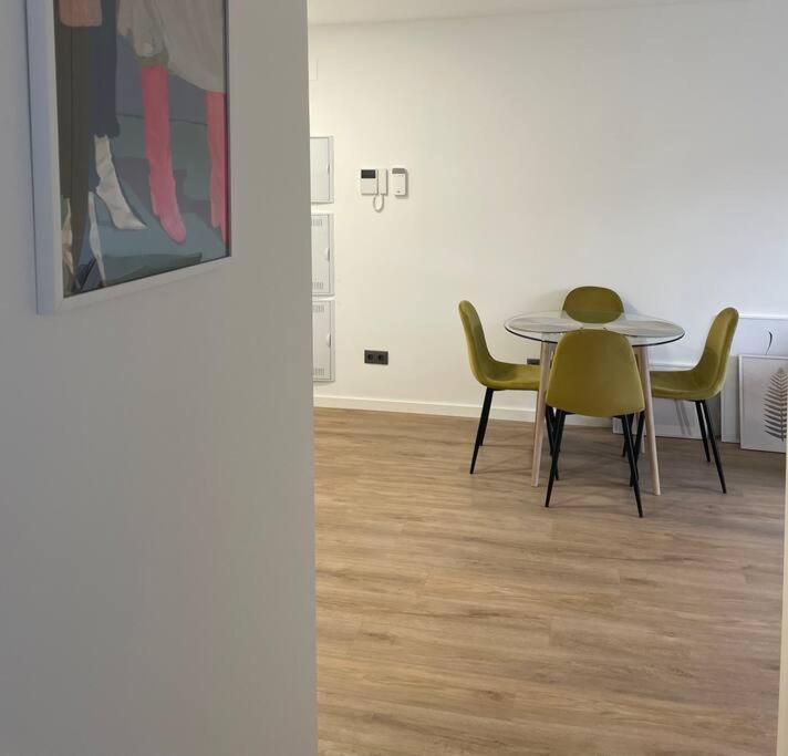 Estrenalo A Minutos De Bcn Apartment Sant Feliu de Llobregat Ngoại thất bức ảnh